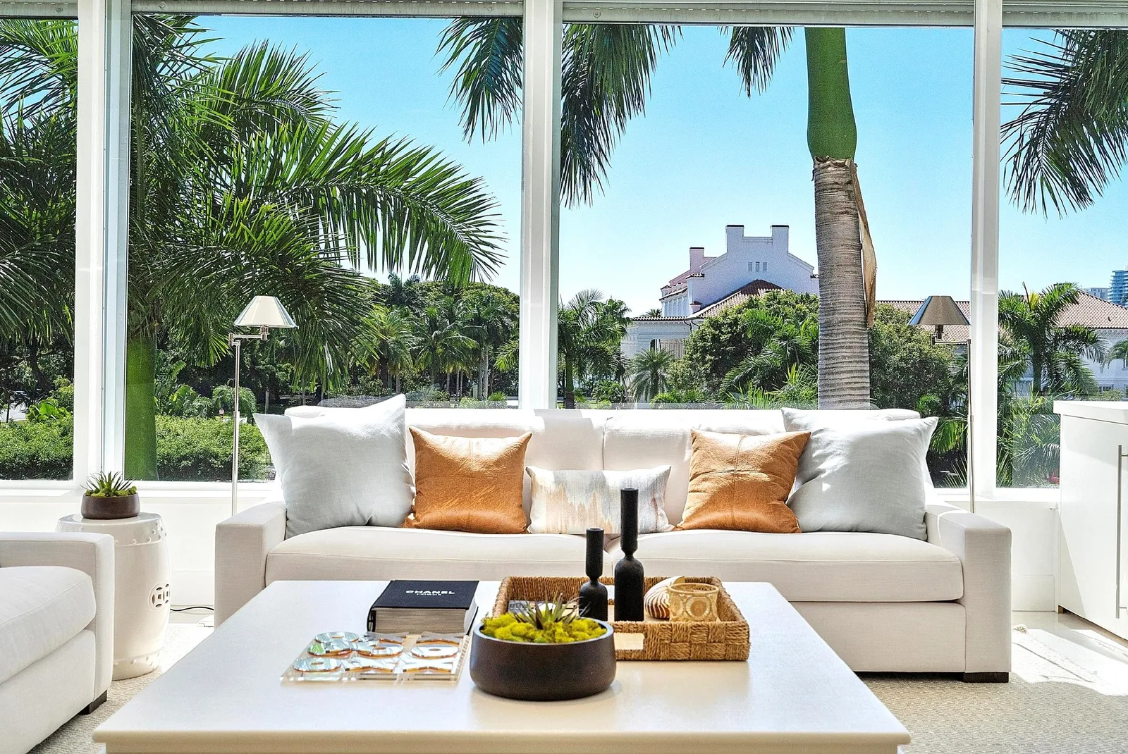 S Residence, Palm Beach Towers, Palm Beach, FL &mdash; view 1