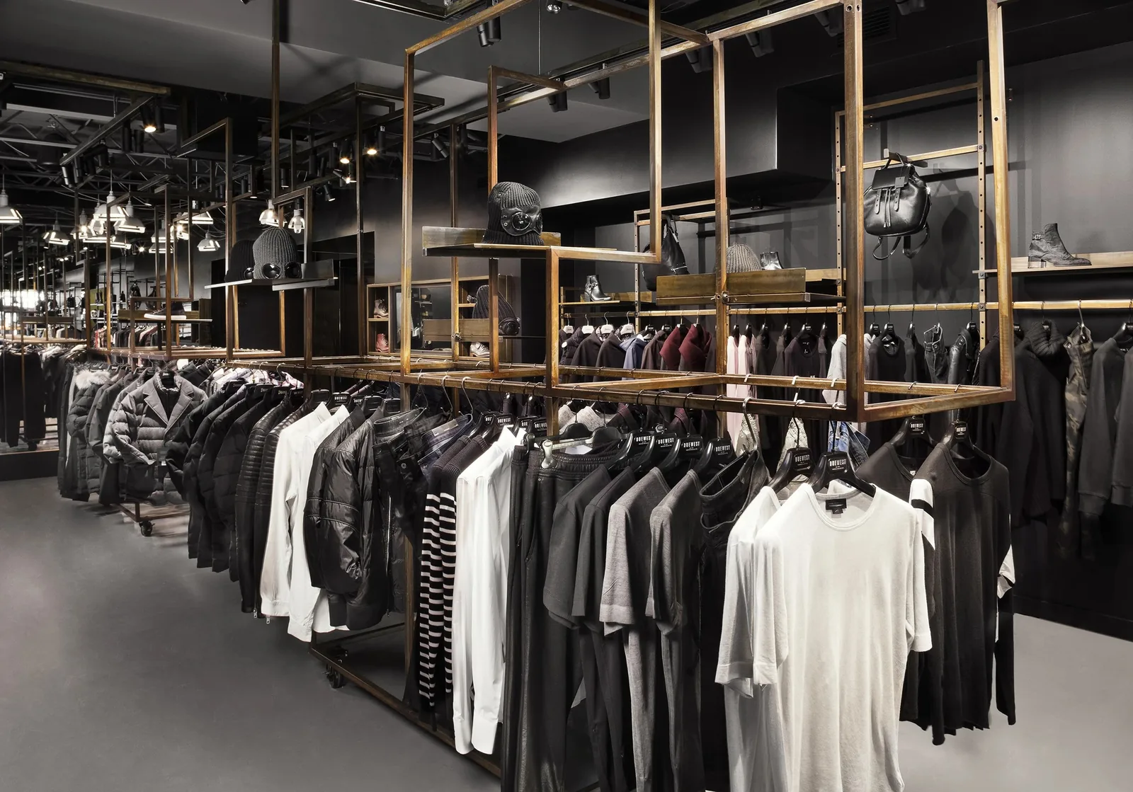 Due West Fashion Collective, Toronto, ON &mdash; view 9